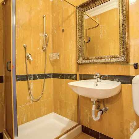 Caravaggio Hotell