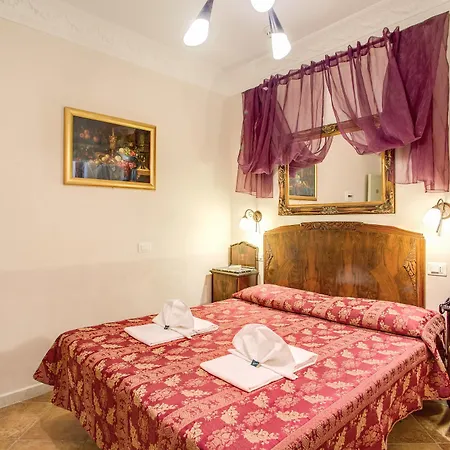 Caravaggio Hotel 3*
