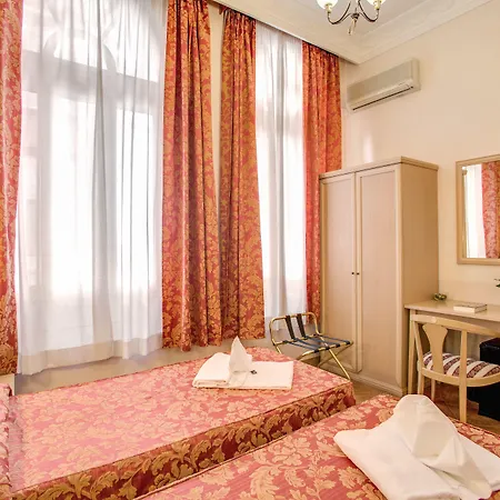 Hotel Caravaggio 3*