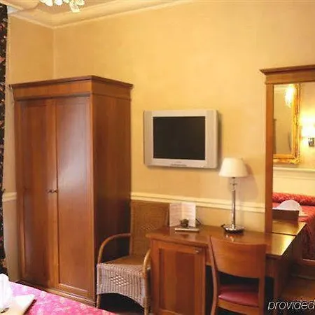 Caravaggio Hotel 3*